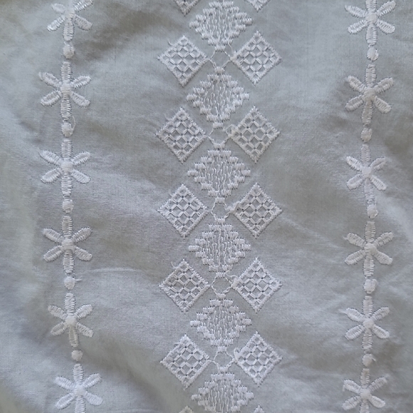 Talbots Blue & White Cotton Embroidered Peasant Top - Size 2X - Picture 3 of 8